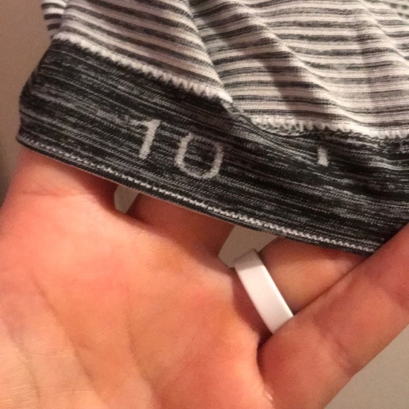 lululemon Swiftly Speed Tank striped - Picture 6 of 8